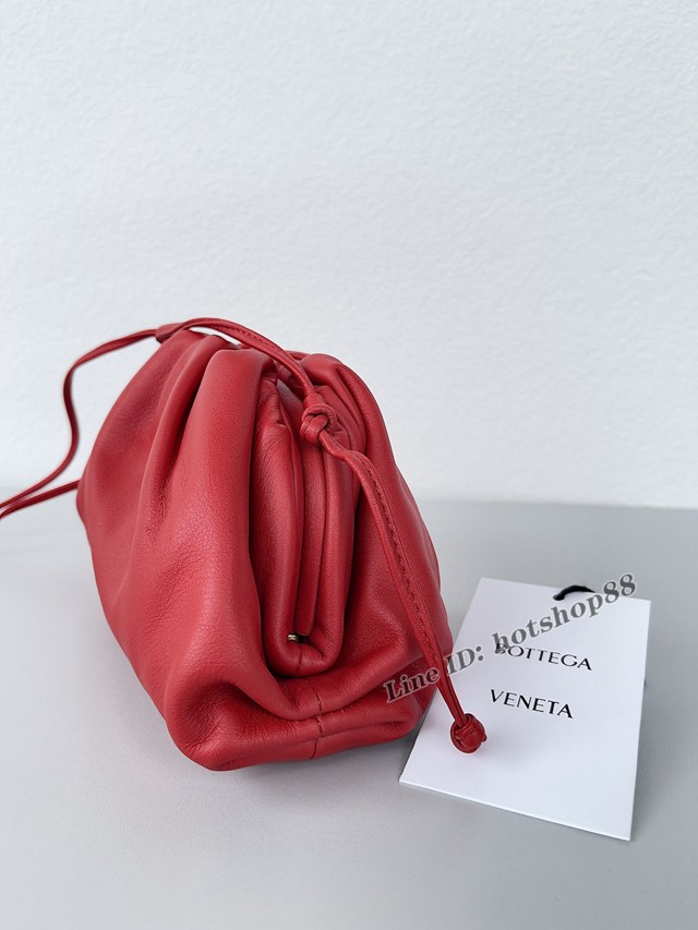 BV專櫃新款原廠牛皮手工編織女包 葆蝶家Pouch小號雲朵包 bbv1275